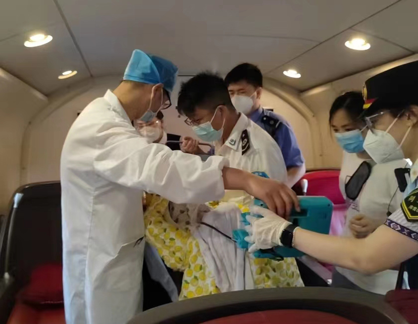 合山市高铁转院公司